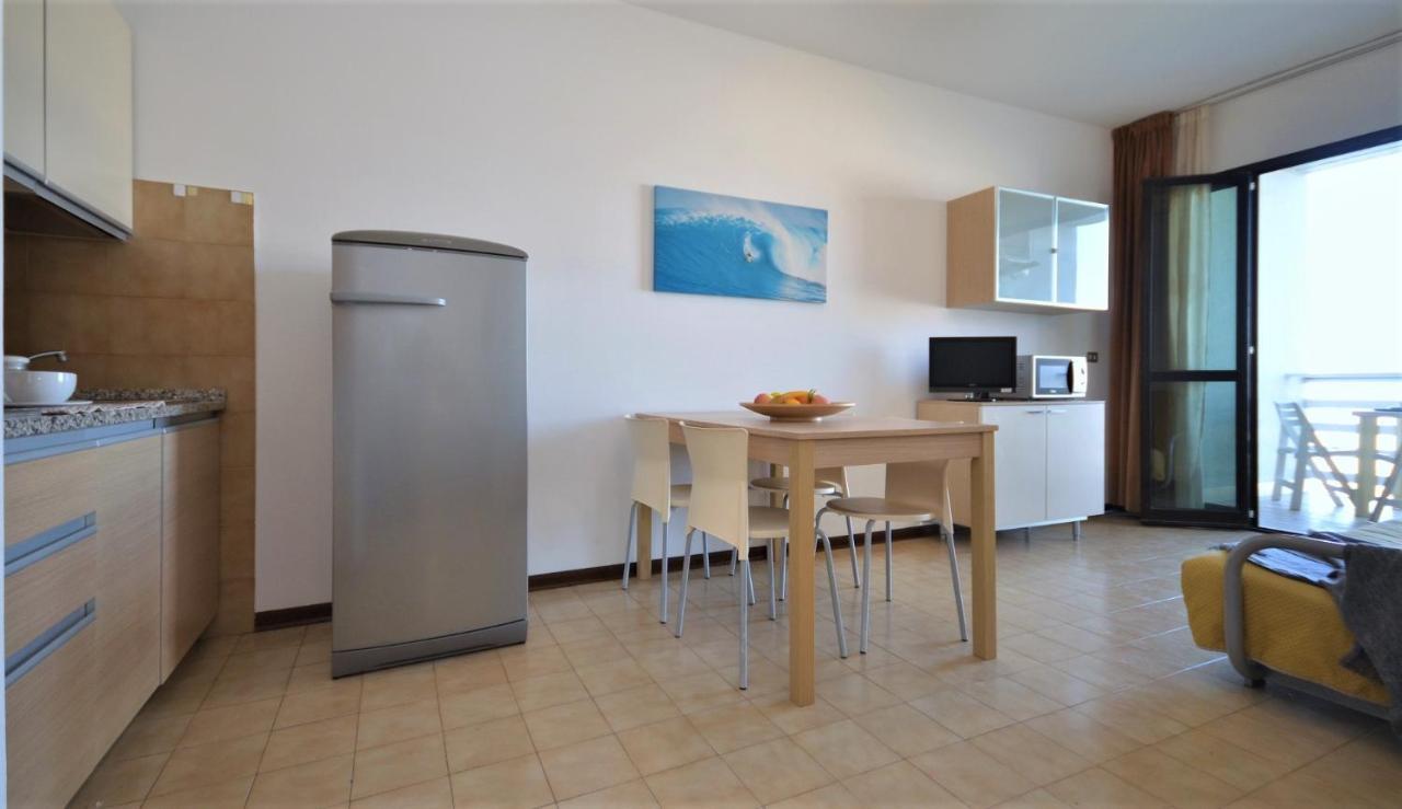 Residenza Olimpo Lägenhet Lignano Sabbiadoro Exteriör bild